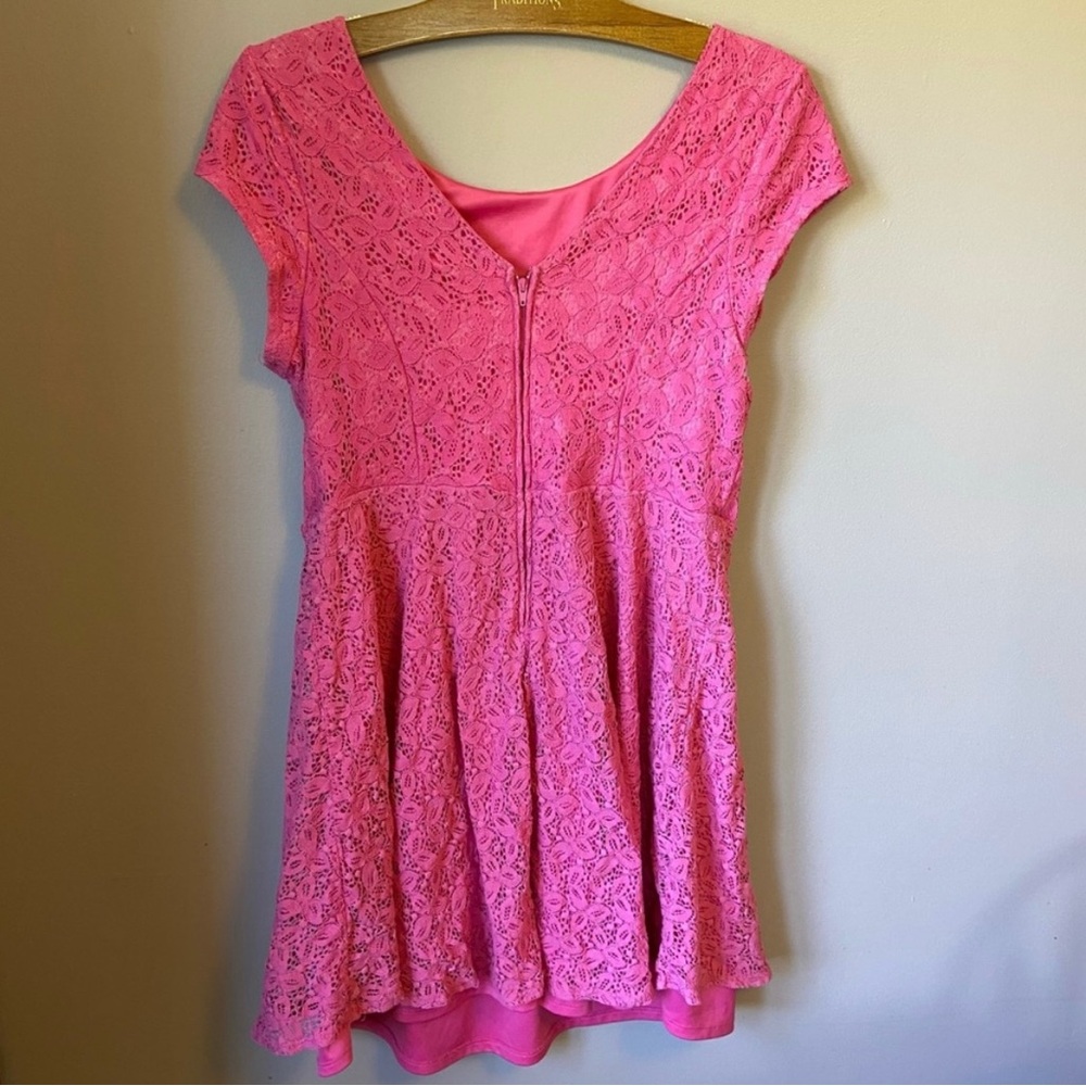 ✨3/$20✨ G21 Women’s Pink Lace Short Sleeve Dress - Picture 7 of 9